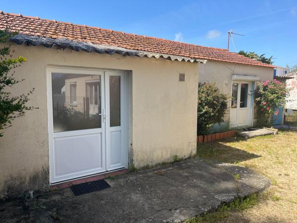 Ensemble immobilier à Barbatre