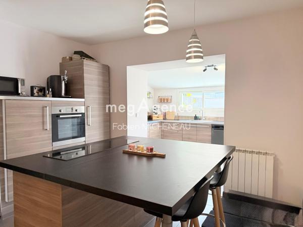 Maison à Cholet, 49300 - 5 pièces 94m²
