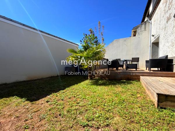 Maison à Cholet, 49300 - 5 pièces 94m²