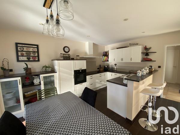 Maison à vendre 7 pièces 153 m² Cholet