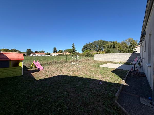 79260 LA CRECHE Pavillon de plain pied - 73 m2 - 2 chambres