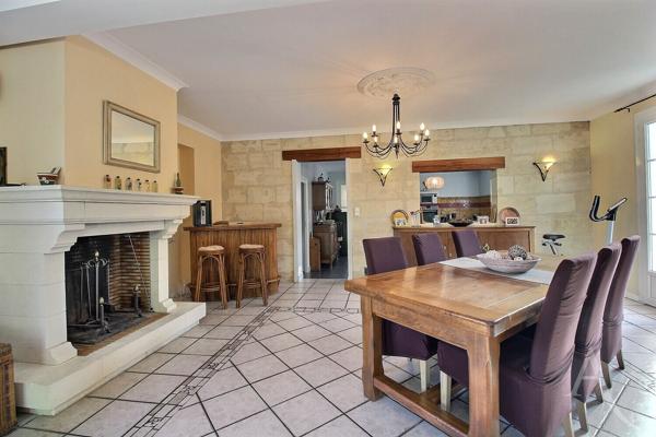 Maison Cadaujac 150 m2 avec piscine et garage