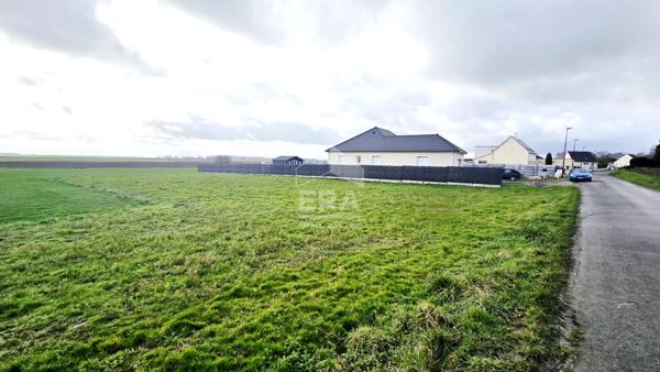 Terrain proche de St Quentin 1054 m2