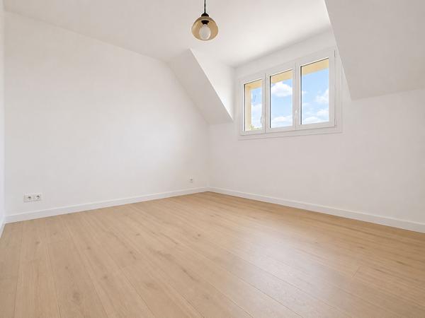Immeuble 12 pièces 250 m2