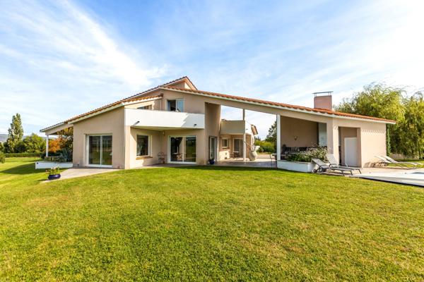 Vente Maison de luxe Vinça 6 Pièces 275 m²