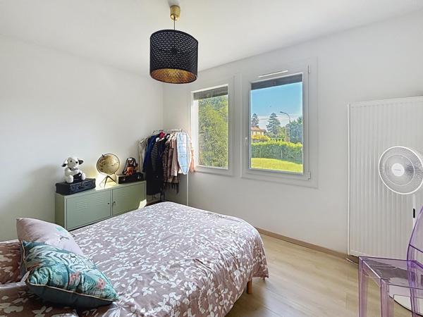 Superbe Maison  de 115 m² avec garage et parc arboré – Proche centre-ville