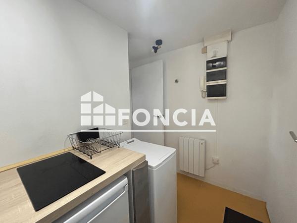 Location Studio meublé 17.82 m² - 33 RUE AMEDEE MENARD Nantes 44300