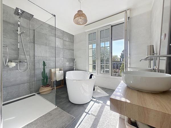 Maison 6 pièces 172 m2