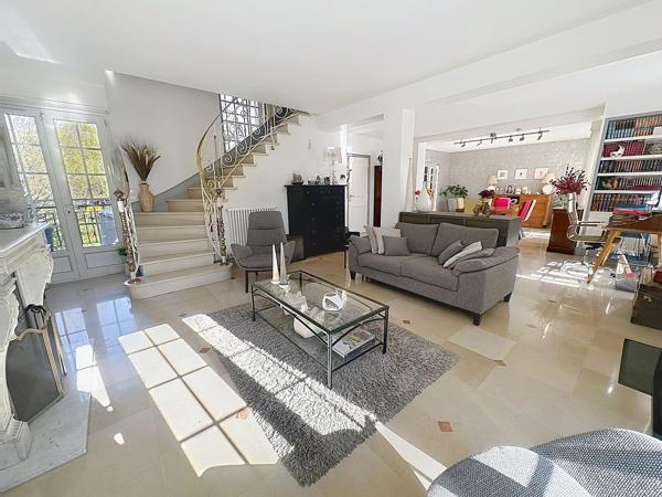 Maison 6 pièces 172 m2