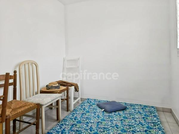 Neuville-sur-Sarthe - Terrain de loisirs de 425 m² en bord de Sarthe. Posez vos valises et profitez !