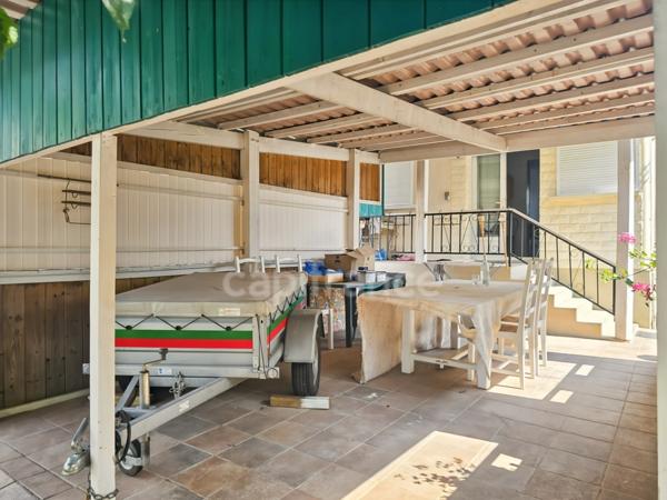Neuville-sur-Sarthe - Terrain de loisirs de 425 m² en bord de Sarthe. Posez vos valises et profitez !