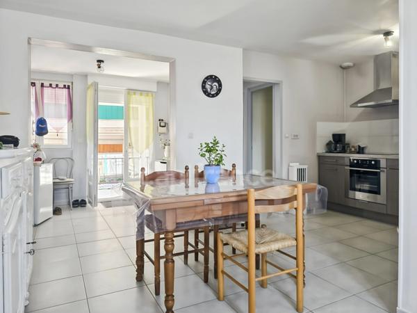 Neuville-sur-Sarthe - Terrain de loisirs de 425 m² en bord de Sarthe. Posez vos valises et profitez !