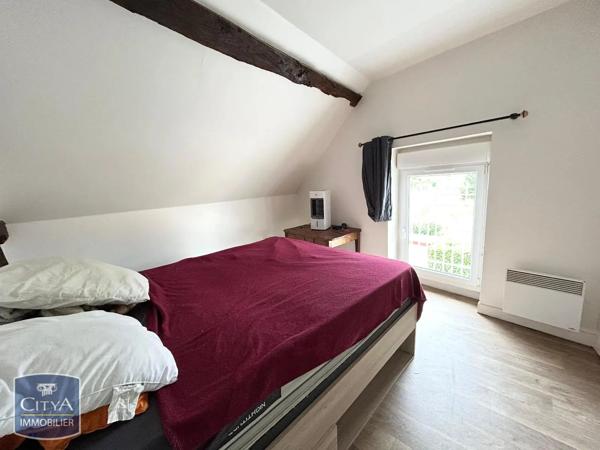 Maison à louer 3 pièces 36.37m² La Suze-sur-Sarthe (72210)