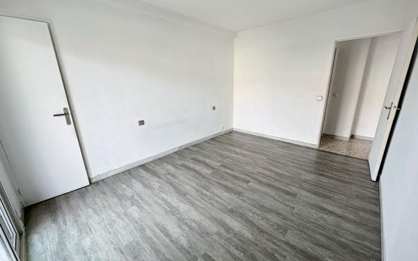 Appartement à louer    2 pièces •  Vallauris