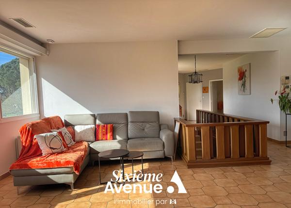 Maison 7 pièces 308.18 m2