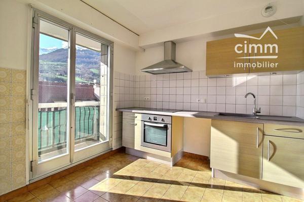 A VENDRE SALLANCHES CENTRE-VILLE (74700) APPARTEMENT 4 PIECES ET PLACE DE PARKING COUVERTE