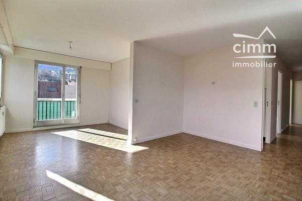 A VENDRE SALLANCHES CENTRE-VILLE (74700) APPARTEMENT 4 PIECES ET PLACE DE PARKING COUVERTE