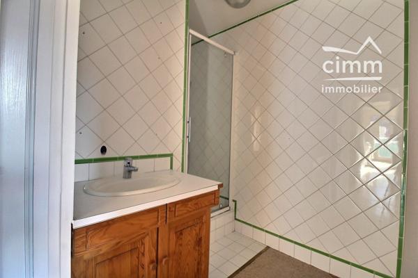 A VENDRE SALLANCHES CENTRE-VILLE (74700) APPARTEMENT 4 PIECES ET PLACE DE PARKING COUVERTE