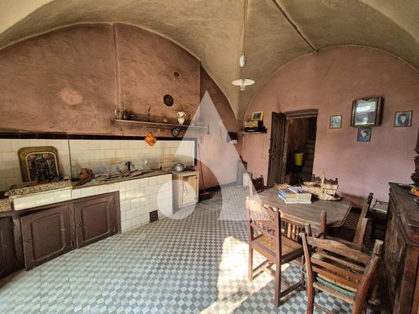Maison 8 pièces 532.7 m2