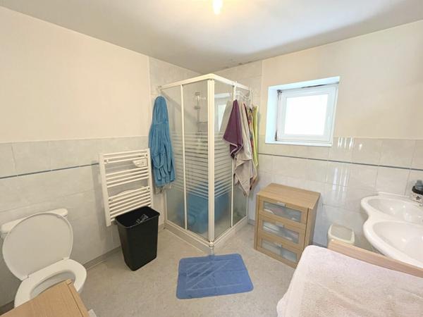 Immeuble à vendre    5 pièces •  Colroy-la-Roche