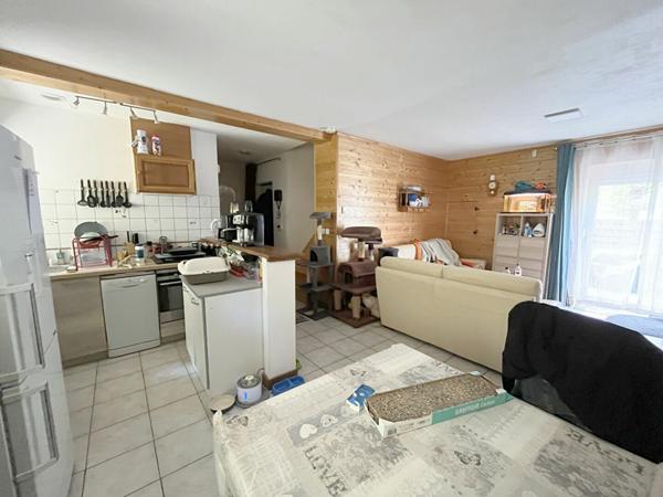 Immeuble à vendre    5 pièces •  Colroy-la-Roche