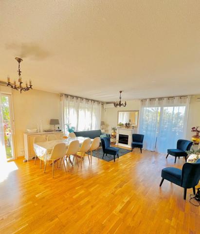 Appartement T4 de 83 m2 avec son balcon de 33 m2