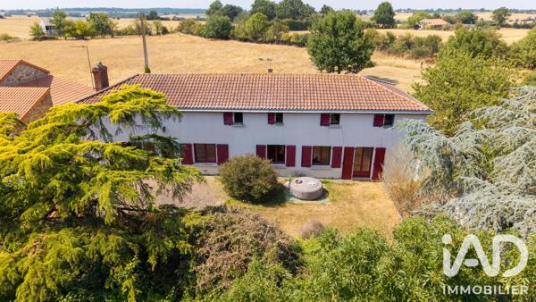 Maison à vendre 7 pièces 200 m² Beaupréau-en-Mauges