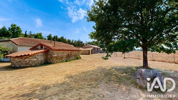 Maison à vendre 7 pièces 200 m² Beaupréau-en-Mauges