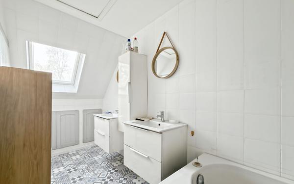 Maison à vendre    5 pièces •  Ablis