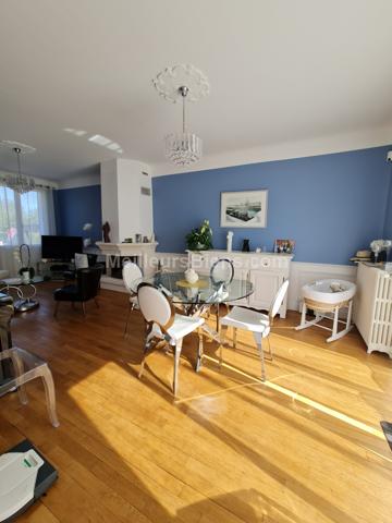 BLOIS, magnifique maison de ville 120m2, 3 chambres, jardin