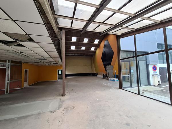 Local commercial 340 m2