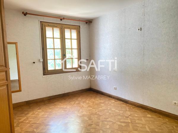 Beau pavillon de plain-pied à remettre au gout du jour!