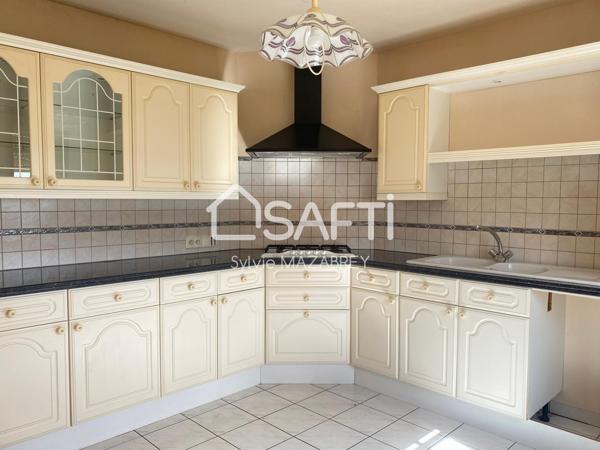 Beau pavillon de plain-pied à remettre au gout du jour!