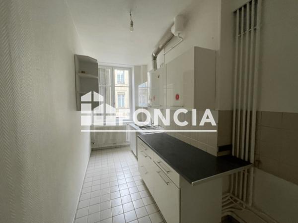 Location Appartement 3 pièces 78.72 m² - 1 RUE DES CARMES Nancy 54000