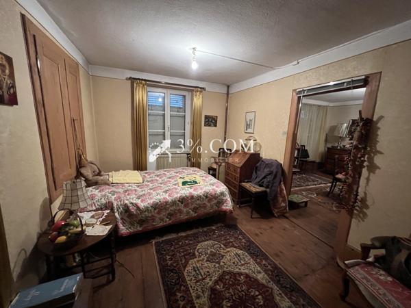 Maison 9 pièce(s) 6 chambre(s) 264 m²