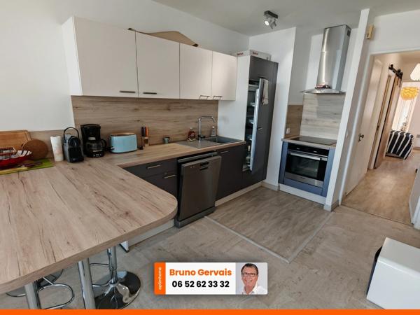 Appartement à vendre 2 pièces avec terrasse sur étang et parkings sécurisés à MEZE (34)