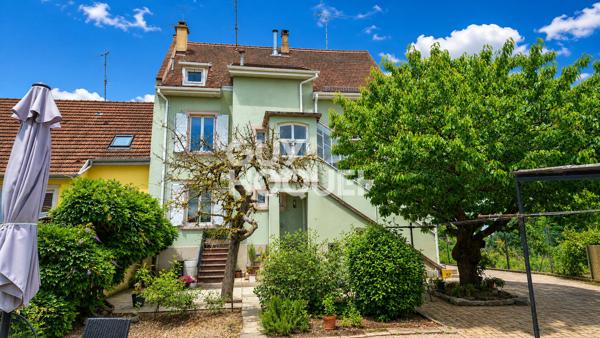 EXCLUSIVITÉ - Maison de Maître d'environ 225m² à vendre à Sélestat - Fort potentiel