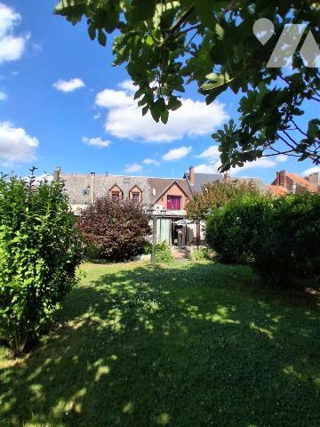 Maison - 6 Ch - Jardin