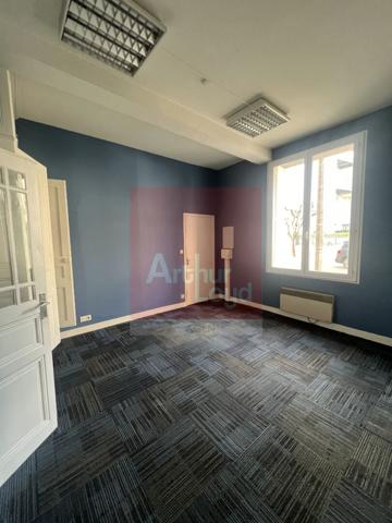 Local commercial à louer coeur de ville Agen 111 m2