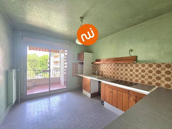 Appartement T4 91m² à Tassin le Bourg - Parking privé