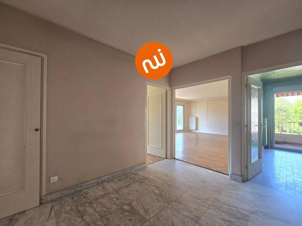 Appartement T4 91m² à Tassin le Bourg - Parking privé