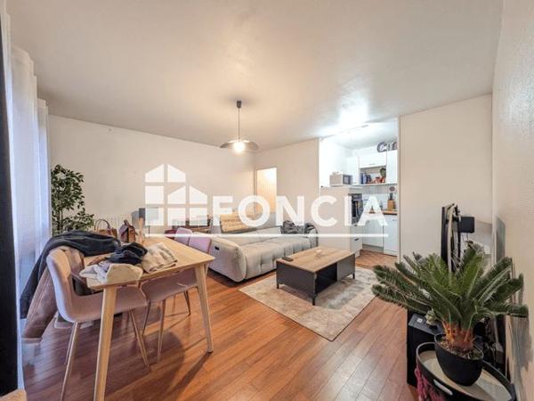 Location Appartement 2 pièces 44.47 m² - 29 RUE DE TANGER Rouen 76000