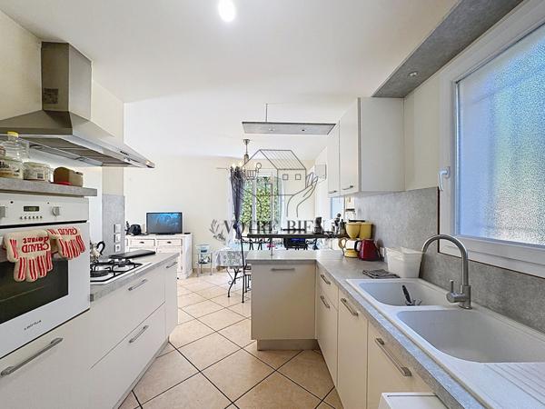 Maison Manosque MEUBLEE - GARAGE - JARDIN