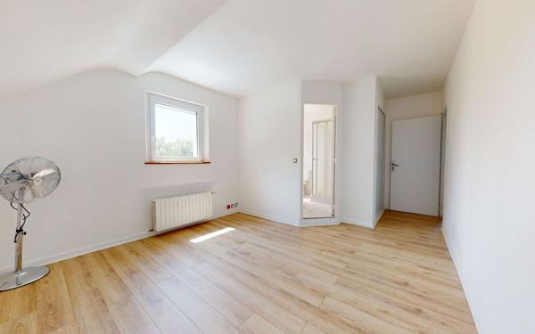 Maison à vendre    8 pièces •  Soissons