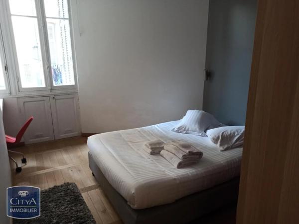 Appartement à louer 4 pièces 97.88m²