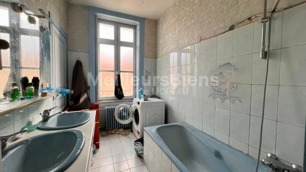 Appartement T 6 sur 3 Etages - Hyper Centre - Rue Piétonne - Emplacement de choix - 180m2 exploitables - 149m2 habitables