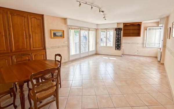 Appartement à vendre    4 pièces • 90 m2 Orléans