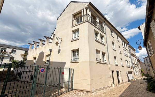 Appartement à vendre    4 pièces • 90 m2 Orléans