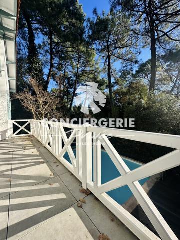 LA CONFIDENTIELLE