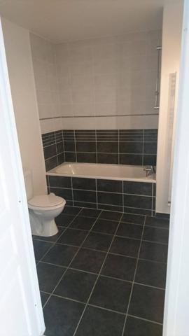 Appartement 2 pièces 43m2 avec balcon et parking - Secteur Saint Michel